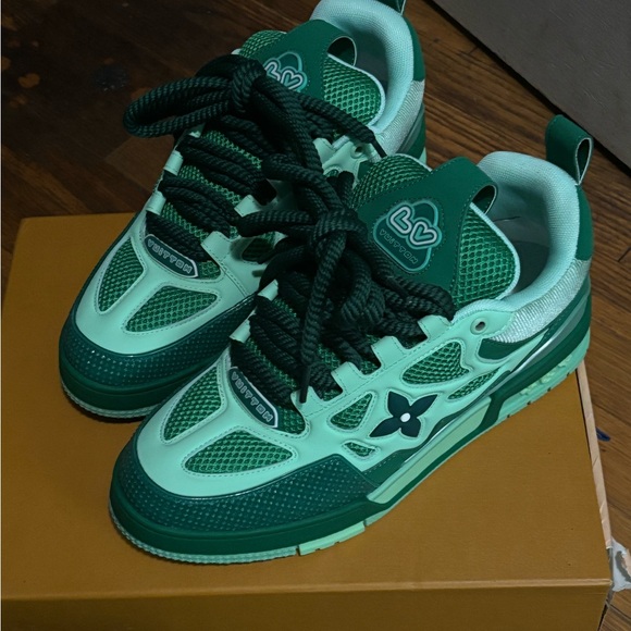 LOUIS VUITTON LV SKATE SNEAKER GREEN SIZE 41 - Picture 3 of 4